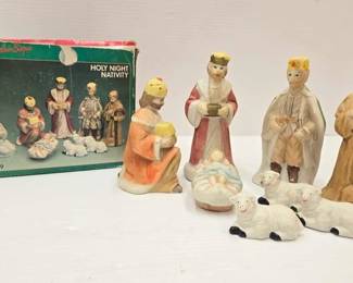 1930  Holy Night Nativity Set 