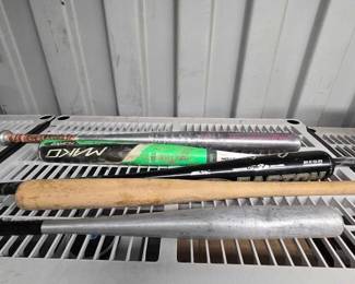 8072  5 Baseball Bats 