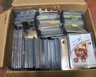 6510  Autographed  Game Used Jerserys Football Trading Cards 