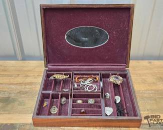 1016  Costume Jewelry and Jewelry Box 