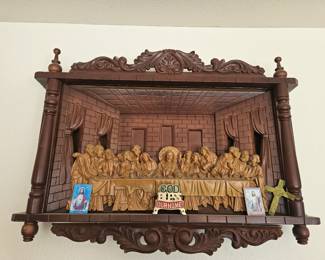 Jesus last supper lights up