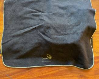 ONEIDA stainless silverware set