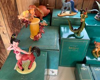 Assorted figures from Classic Walt Disney Collection