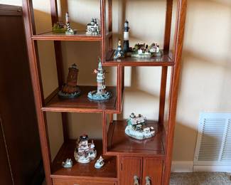 Chinese wooden treasure display cabinet