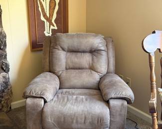 Recliner electric brown suede