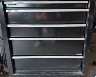 Craftsman black rollaway toolbox