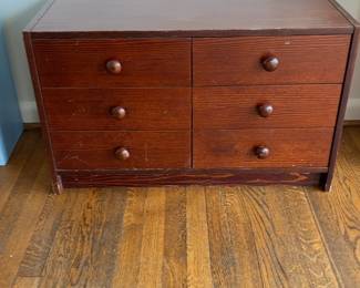 Classic 6-Drawer Wood Finish Dresser 32 x 16 x 19
