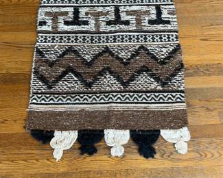 Woven Geometric Wool Rug with Tassels 46 x 28