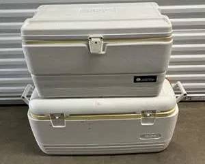 Igloo Marine Cooler Lot – 3 Hard-Sided Coolers