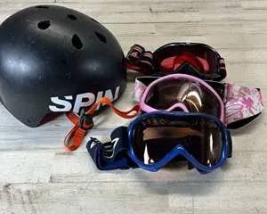 SPIN Snowboard / Skate Helmet (M) + 3 Ski Goggles – Youth Winter Sports Gear Lot