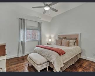 Bedroom set / furniture 