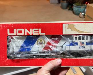 Lionel O scale trains in original boxes