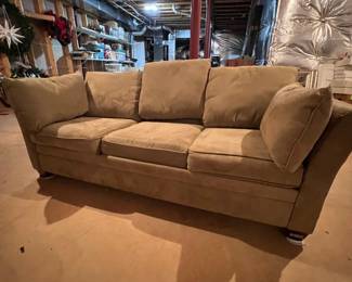Very Comfortable Versatile Couch