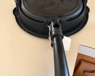 Puritan # 8 cast iron waffle griddle