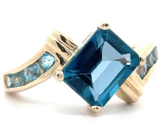 Natural London & Swiss Blue Topaz Zig-Zag Ring in Yellow Gold
