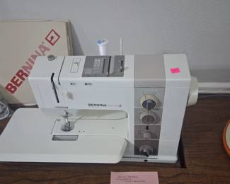 Bernina Record 930 Sewing Machine