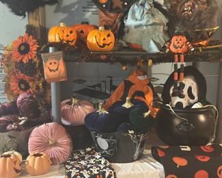 Halloween items 