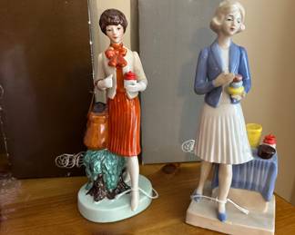 Tupperware, special edition porcelain figuring