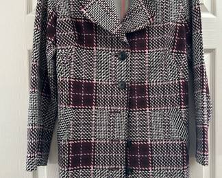 Cabi coats and clothes ( most size M-XL) 