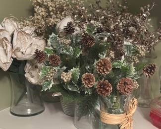 Many vases and artificial flowers 