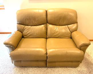 La-Z-Boy double love seat recliner 