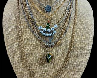 Costume jewelry necklace lot