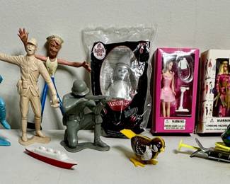 Vntg Louis & Marx Plastic Toys Soldiers