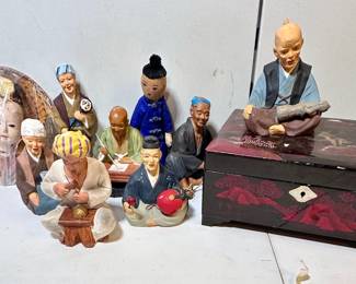 Vntg Asian Figurines Jewelry Box