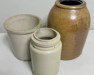 Vntg Storeware Crocks