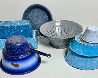 Vintage Enamelware Pots/Trays