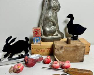 Vntg Rabbit Mold Cheese Box etc