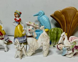 Vntg Chained Poodle Family Etc