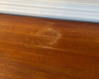Water mark and buffet top