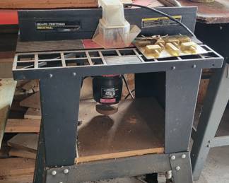 Craftsman router table