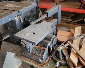 Craftsman 16" variable scroll saw
