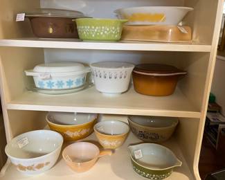 Assorted Pyrex, Fire King