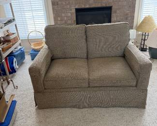 Love seat 