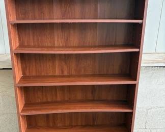 ETS042 - Wood Case Bookshelf