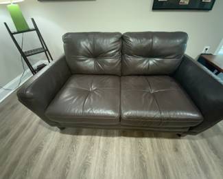 Upgrade your living space with this matching set of high-quality brown leather couches. They feature a minimalist, modern contemporary design with sleek arms and clean lines that fit almost any decor style.
Set Includes: (1) Large 3-seater sofa and (1) 2-seater loveseat.
Condition: Well-maintained and simple style.
Pricing: Willing to sell as a set (preferred) or separately. Message for individual pricing.
Moving Help: Please bring your own labor to move and load.
Tools: Bring your own tools if you plan to disassemble legs or frames for transport.