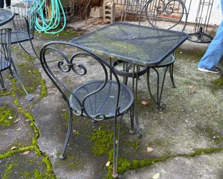 Another view of the table and chairs