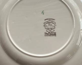 Johnson Brothers Garden Bouquet Windsor Ware Dinnerware Set second image