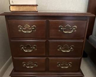 Thomasville Chippendale Style Solid Cherry Drawer Nightstand second image