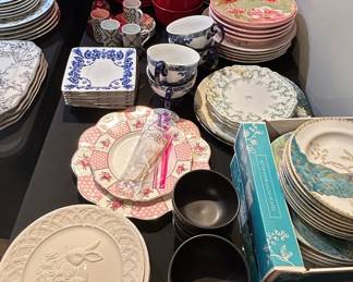 Grace Teaware Assorted Dinnerware and Serving Pieces