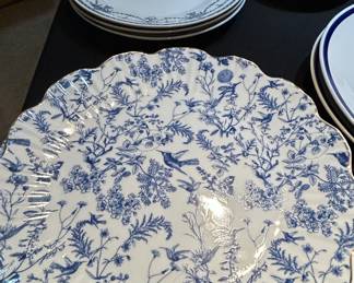 Johnson Brothers Old Bradbury Blue and White Bird and Floral Pattern Scalloped Plate