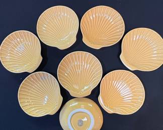 Set of Yellow Ceramic ShellShaped Dishes Jenggalaball