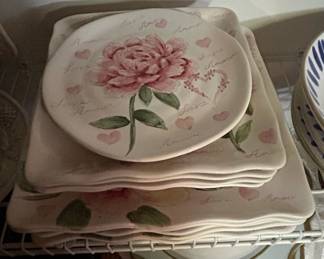 Maxcera Amour Peony and Heart Designed Melamine Plates