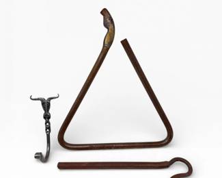 83 FarmhouseIronDinnerTriangleBellwStrikerWallHook