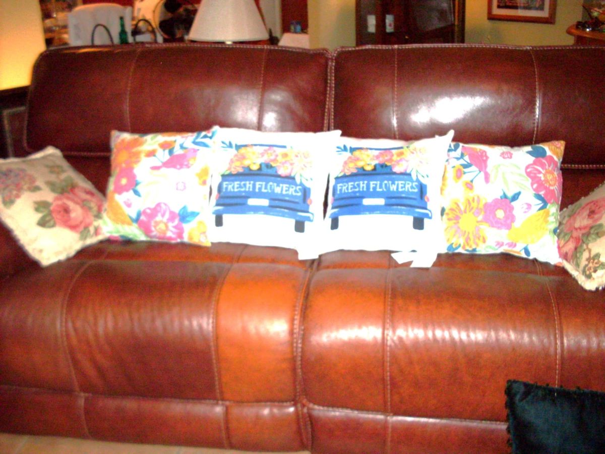 LEATHER SOFA WITH ELECTRIC