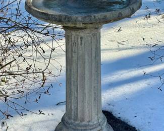 Vintage bird Bath Fountain 