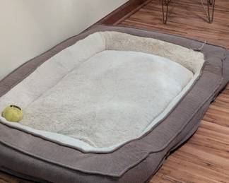 Dog bed 